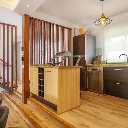 펜션 In Puerto Banus 마르베야