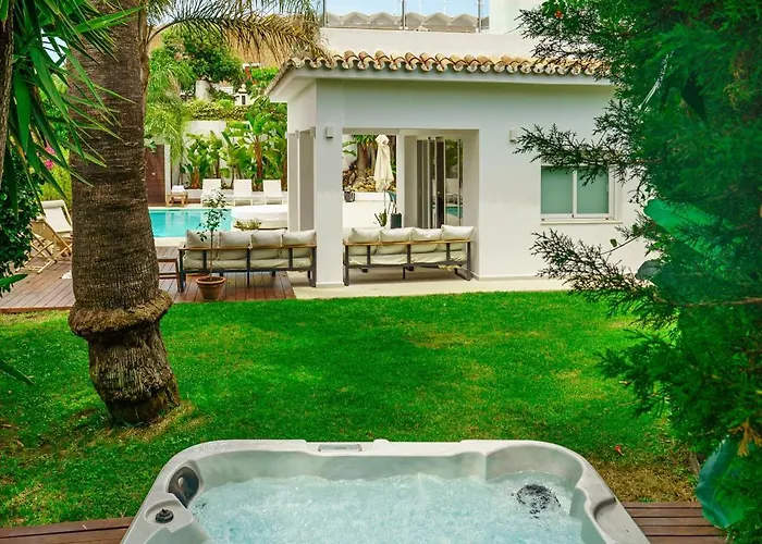 In Puerto Banus Feriehus *